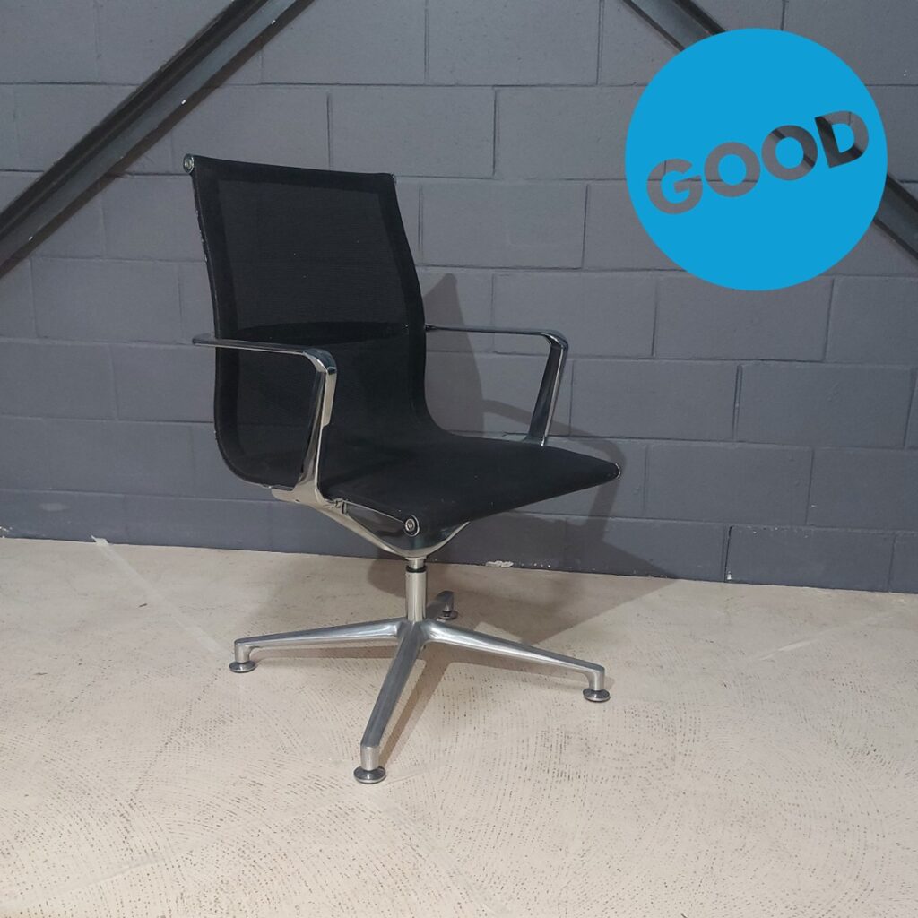 Used Armchair Blk Mesh Chrome 4 star base glides